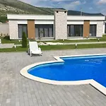 Luxury Lombrelle بيت للعطل *