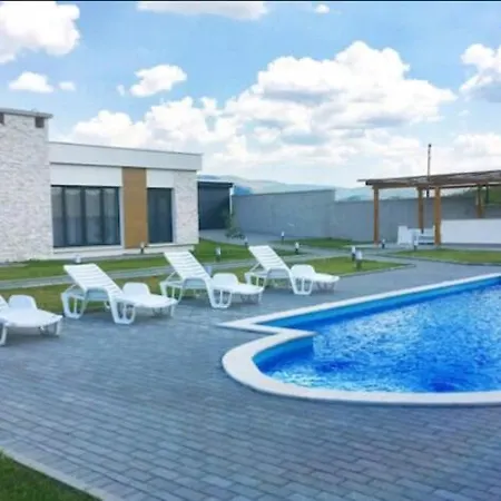 Luxury Lombrelle *